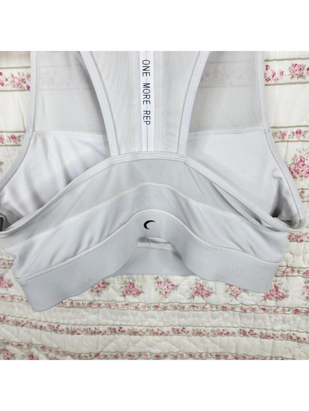Zyia Active Light Gray Women's Sports Bra with Mesh Detail and Back Zipper XL - Picture 5 of 7